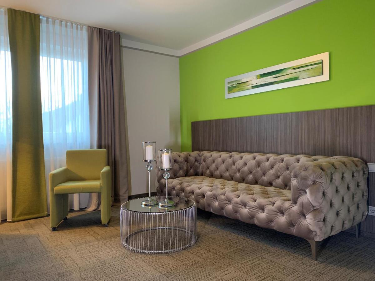 וולדורף Hotel Ambiente Walldorf מראה חיצוני תמונה