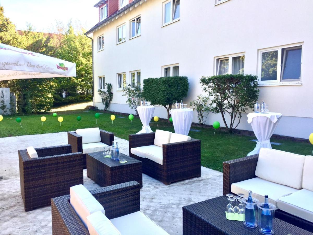 וולדורף Hotel Ambiente Walldorf מראה חיצוני תמונה