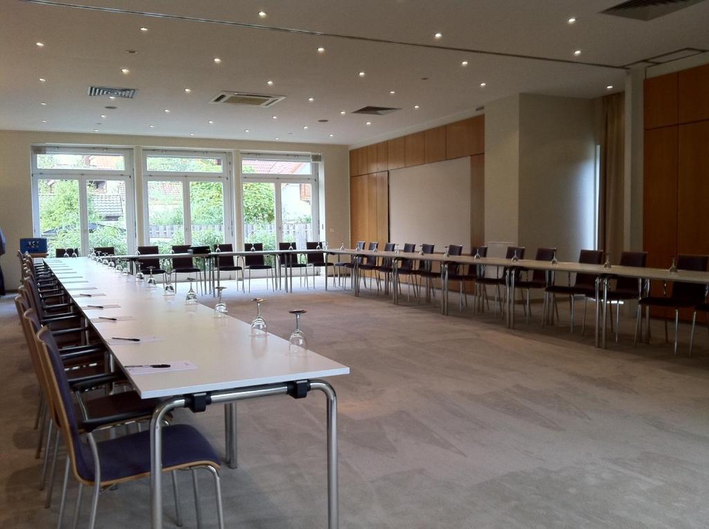 וולדורף Hotel Ambiente Walldorf מראה חיצוני תמונה